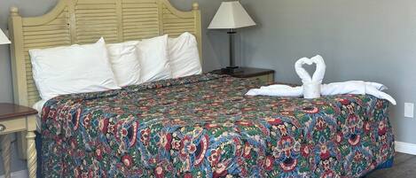 Wifi gratis, despertador y ropa de cama