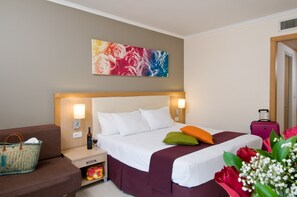 Minibar, in-room safe, Internet, alarm clocks - Leonardo Royal Resort Hotel Eilat (Eilat)
