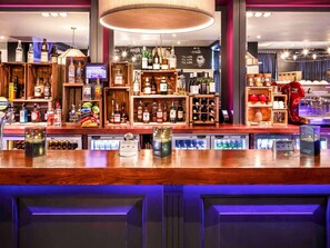 Breakfast and dinner served - ibis Bristol Temple Meads Quay (Bristol)