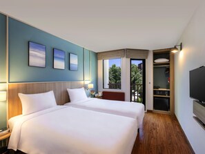 Superior Room, 2 Katil Bujang (Single) | Peti besi dalam bilik, langsir/tirai gelap terus 