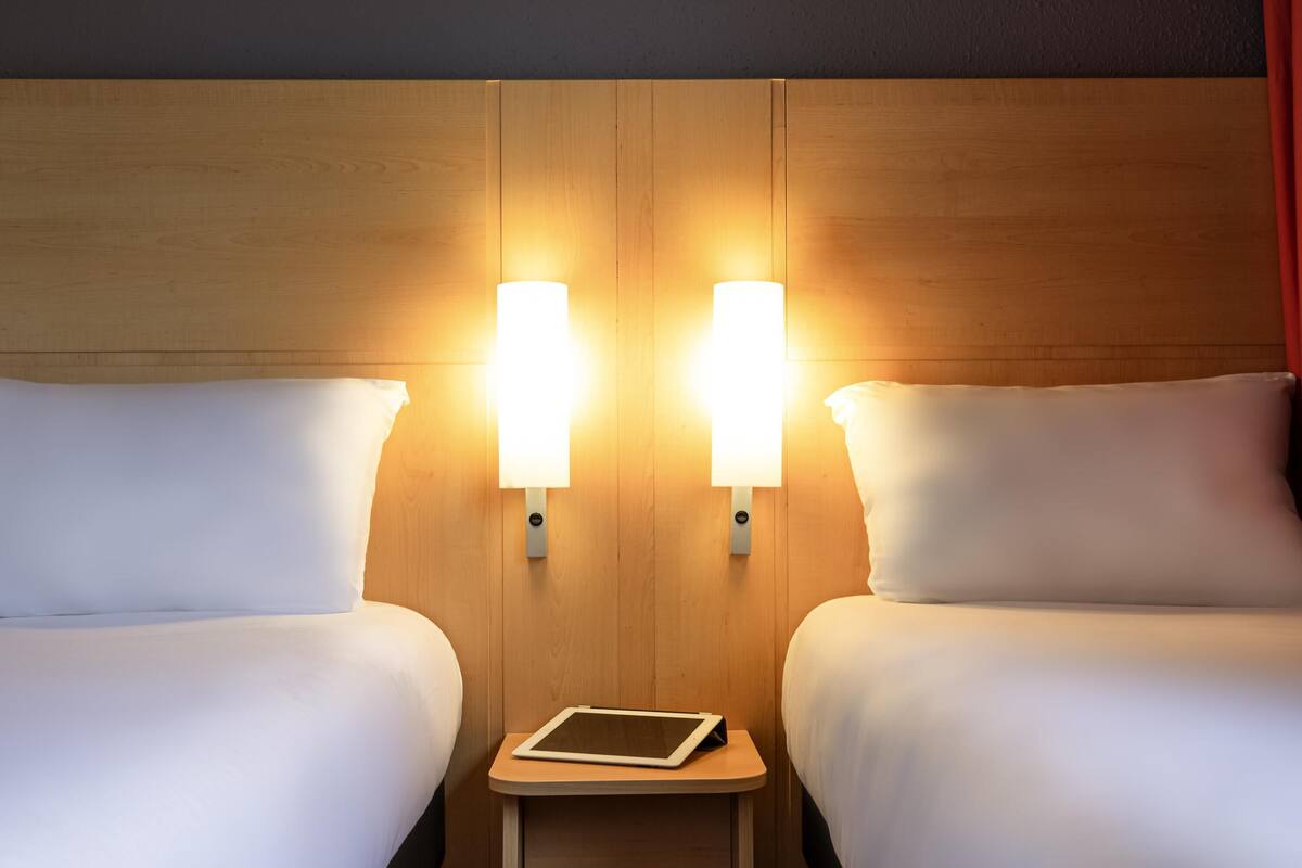 Standard Room, 2 Single Beds