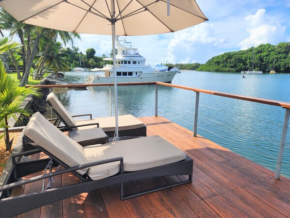 Deluxe Room, 1 King Bed, Ocean View | Terrace/patio