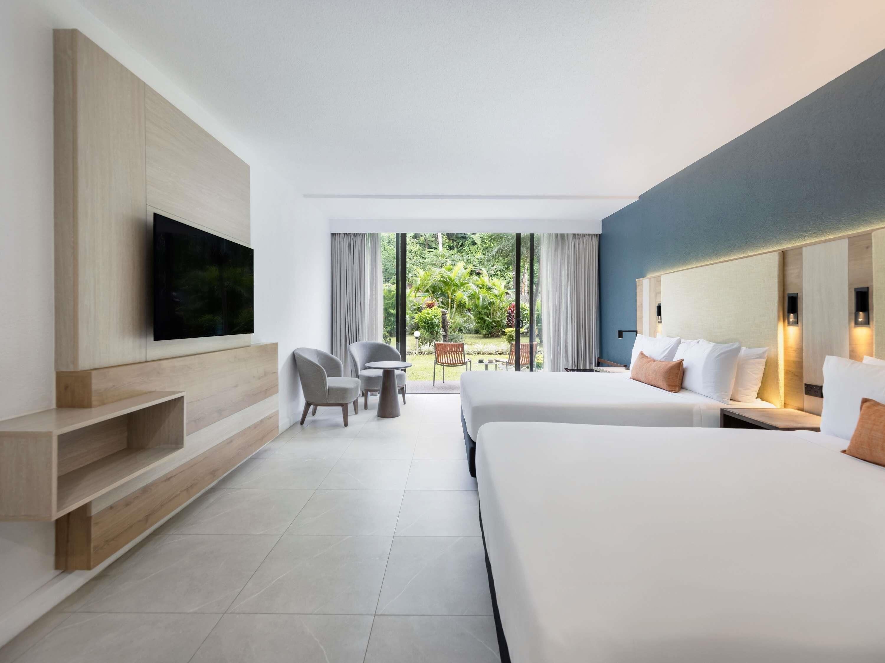 Executive Room, 2 Queen Beds, Garden View | Premium bedding, Select Comfort beds, minibar, in-room safe