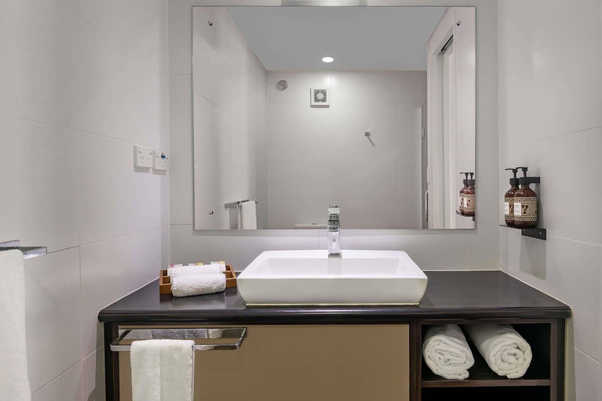 Chambre Standard, 1 trÚs grand lit | 1 chambre, literie de qualité supérieure, matelas Select Comfort