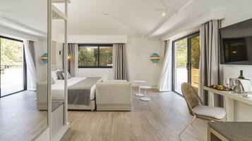 Premium bedding, minibar, in-room safe, desk