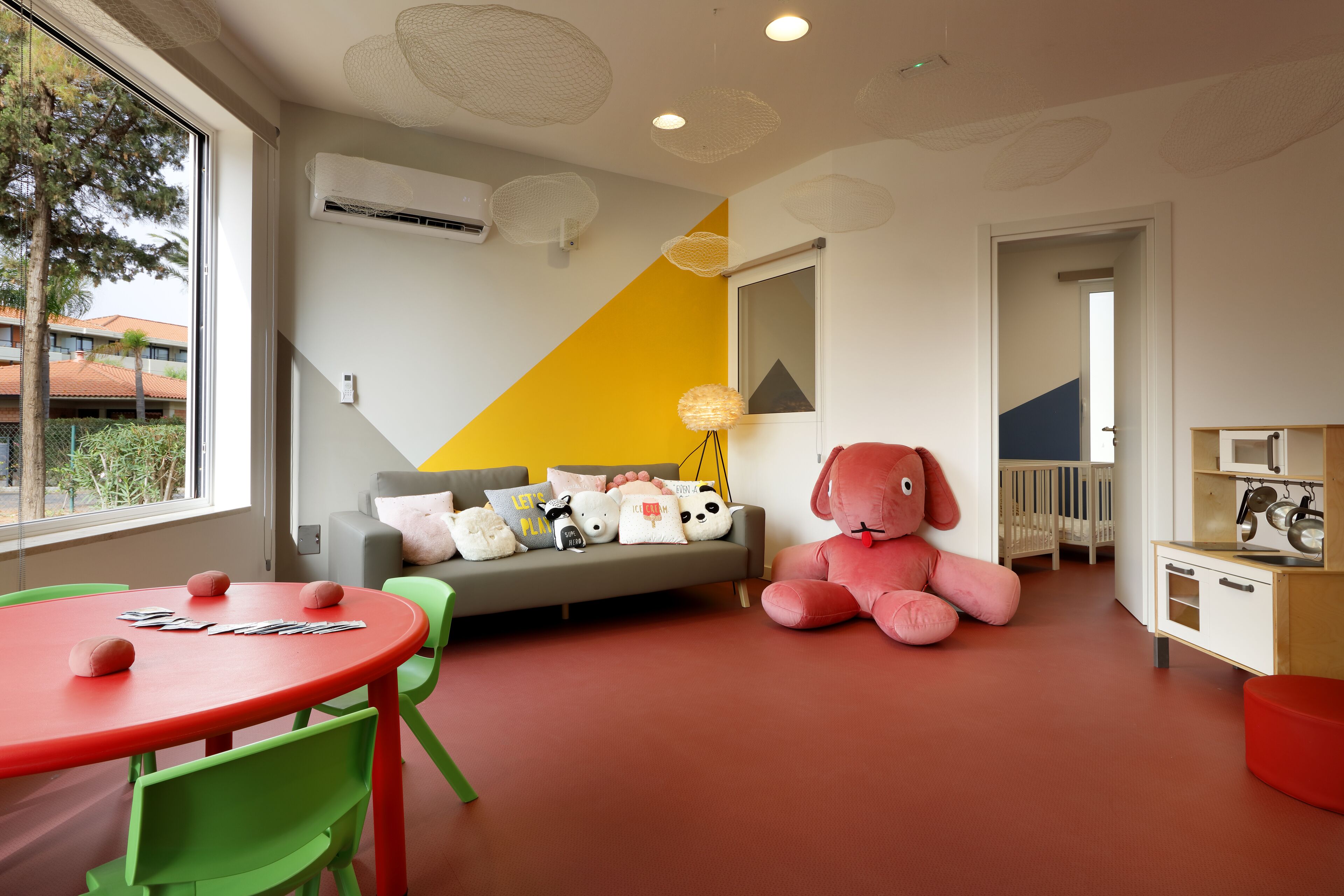 children’s play area – indoor