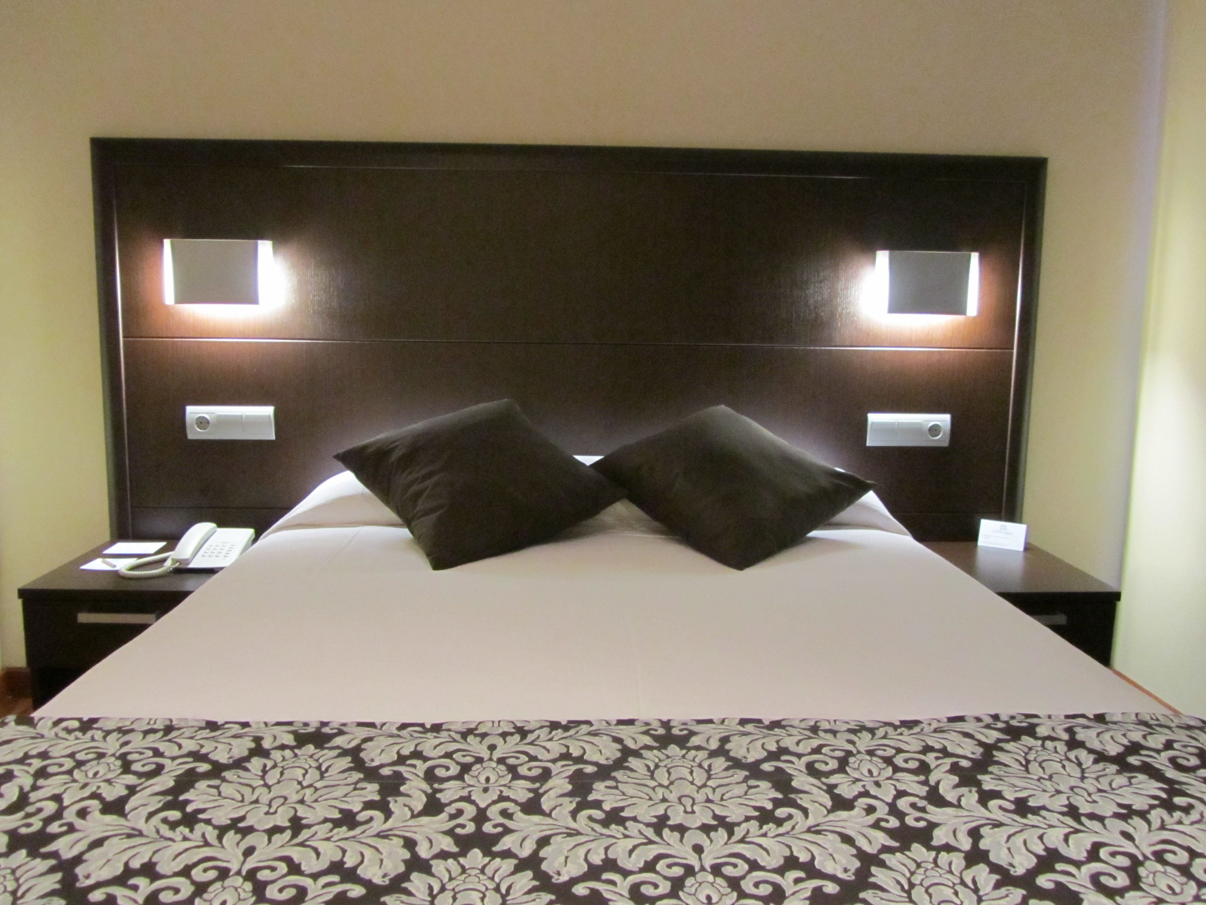 basic double room, 1 bedroom | desk, laptop workspace, blackout curtains, cots/infant beds