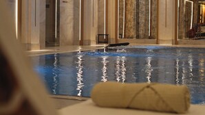 Indoor pool - Hotel Saski Krakow, Curio Collection by Hilton (Kraków)