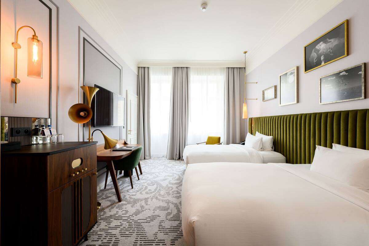 In-room safe, individually decorated, individually furnished, desk