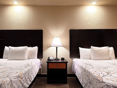 Travelers Inn Elizabeth City