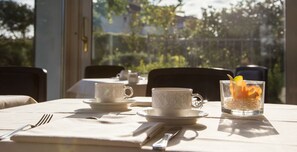 Breakfast area - Palace Hotel Desenzano (Desenzano del Garda)
