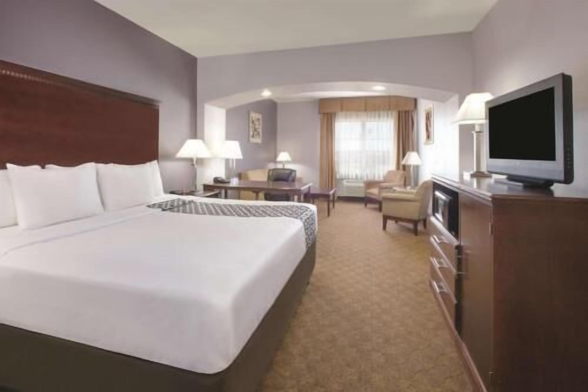 Premium bedding, pillow-top beds, desk, iron/ironing board
