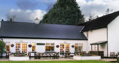 Brown Trout Golf & Country Inn