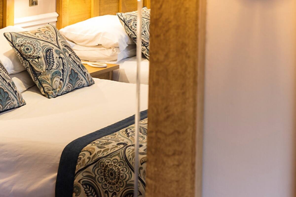 desk, blackout curtains, iron/ironing board, free wifi