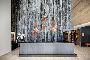 Reception - Highline Vail - a DoubleTree by Hilton (Vail)