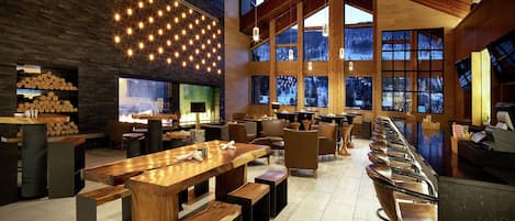Bar (in der Unterkunft)