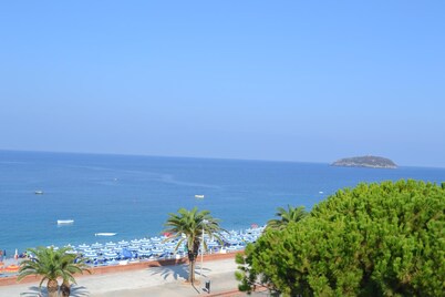 Beach Hotel