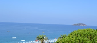 Beach Hotel
