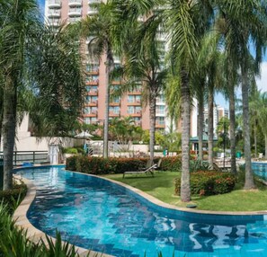 Outdoor pool - Plaza Rio Residences - Barra First (Rio de Janeiro)