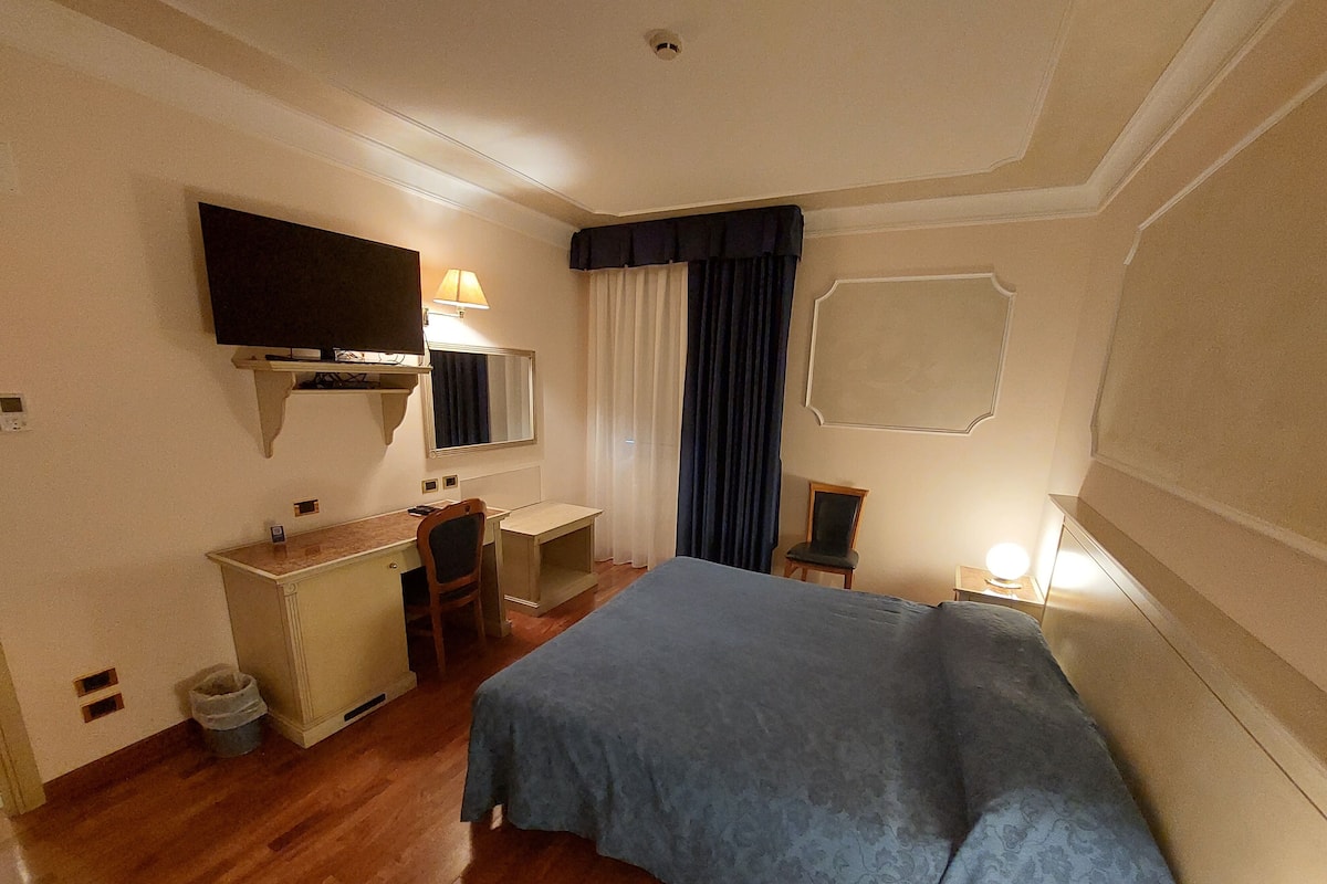 Minibar, in-room safe, desk, soundproofing