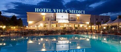 Seasonal outdoor pool, open 9 AM to 8 PM, sun loungers