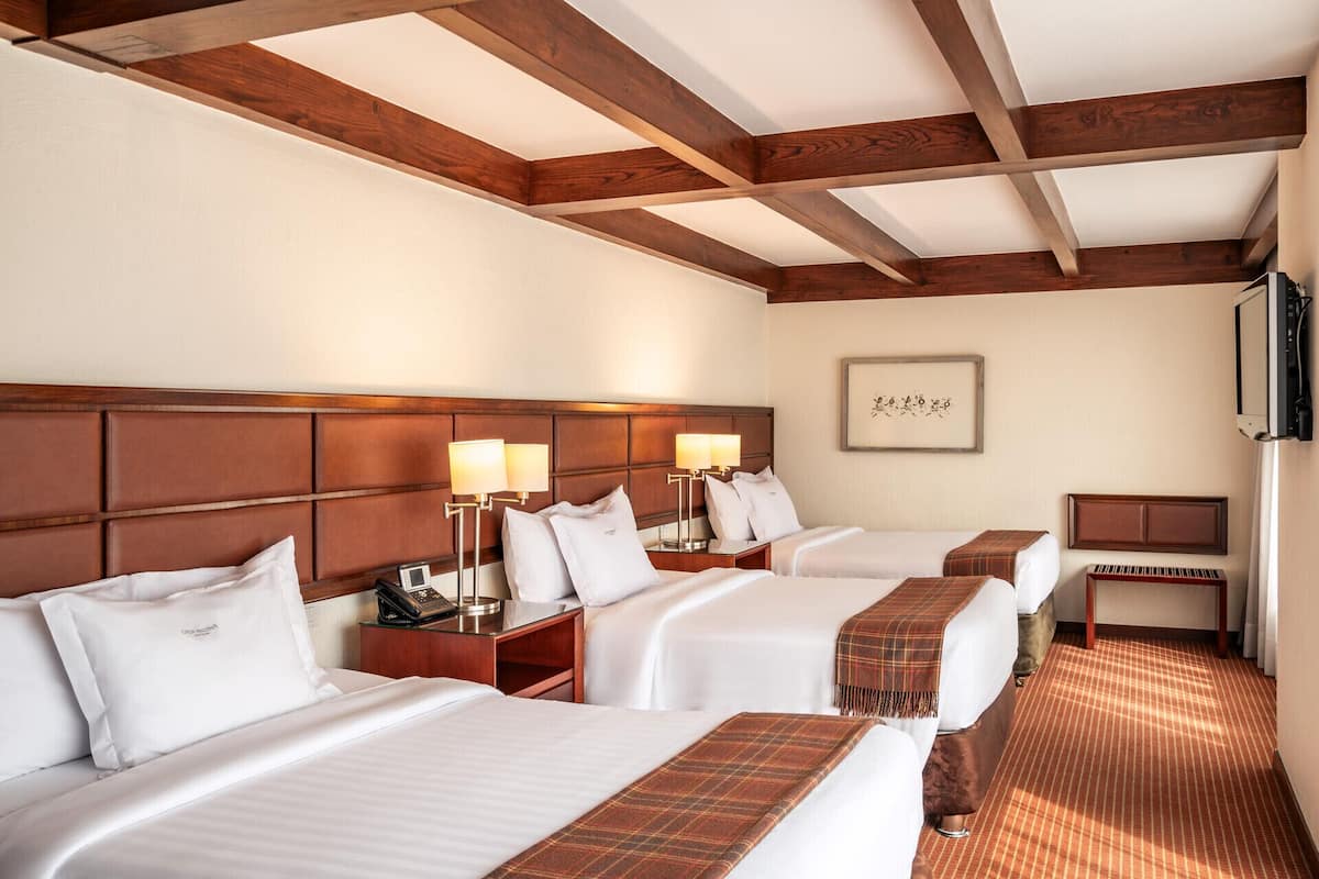 1 habitación, ropa de cama de alta calidad y minibar