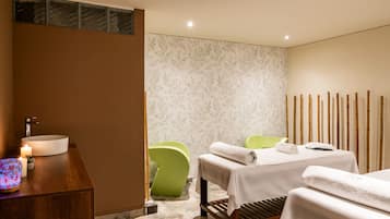 Kroppsbehandlingar, massage med varma stenar och klassisk massage