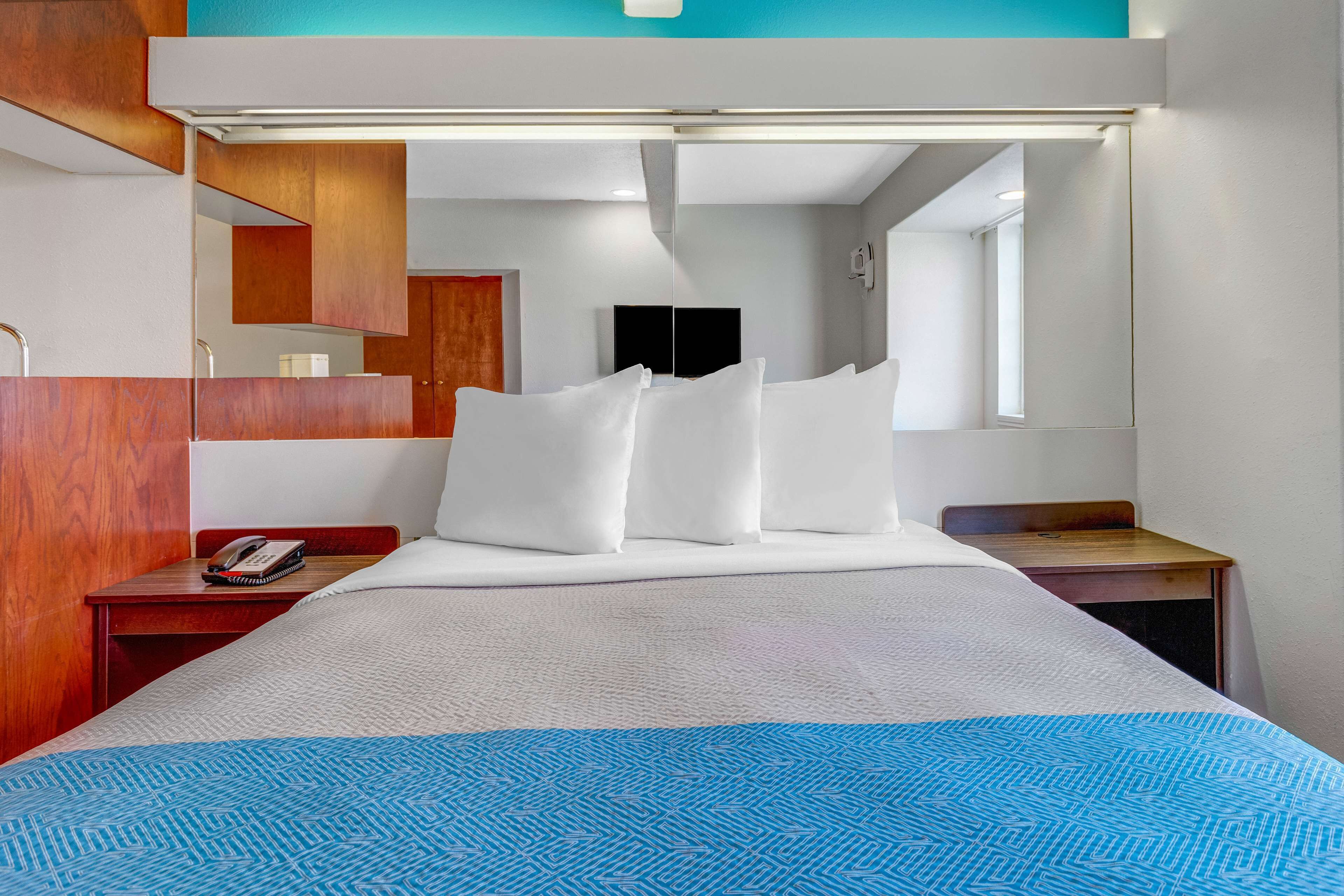 Desk, blackout drapes, iron/ironing board, free WiFi