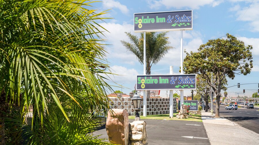 Solaire Inn & Suites