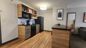 In-room safe, desk, iron/ironing board, free cots/infant beds