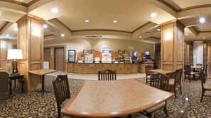 Free buffet breakfast - Holiday Inn Express & Suites Kingsville by IHG (Kingsville)