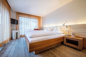 Couette en duvet d'oie, minibar, coffres-forts dans les chambres, bureau