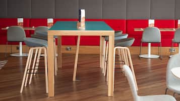 Breakfast, dinner served; international cuisine, al fresco dining