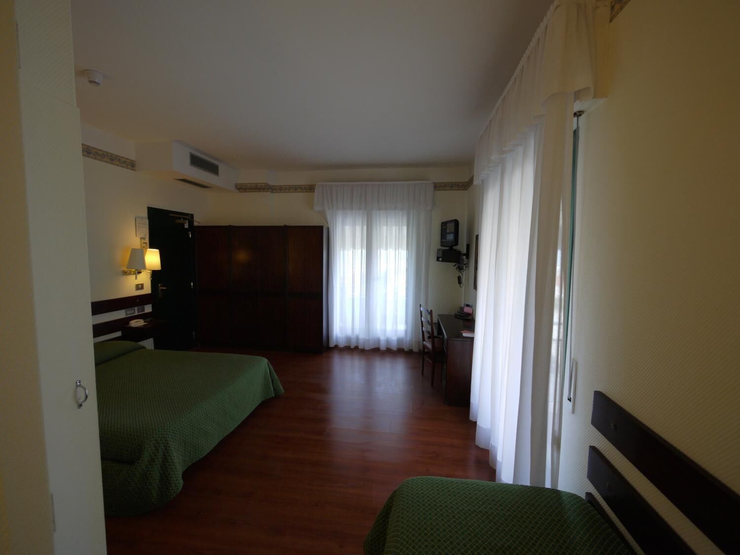 minibar, in-room safe, desk, cots/infant beds