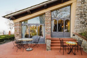 Deluxe Room, 1 Bedroom, Garden View | Terrace/patio - Residenza Il Colle (Impruneta)