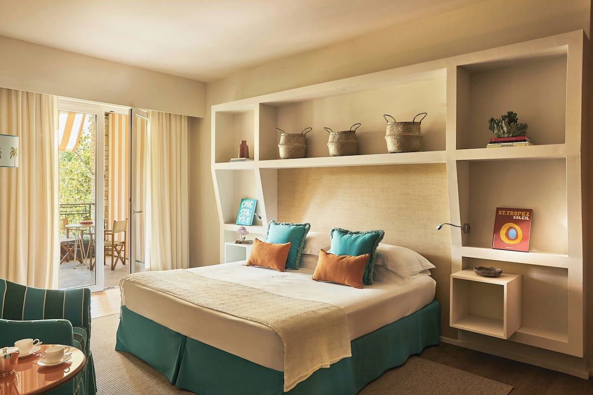 Superior Double Room | Minibar, in-room safe, desk, soundproofing