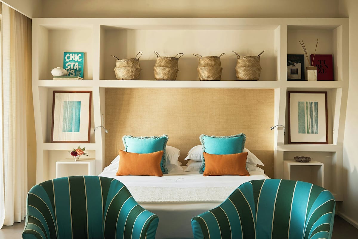 Minibar, in-room safe, desk, soundproofing