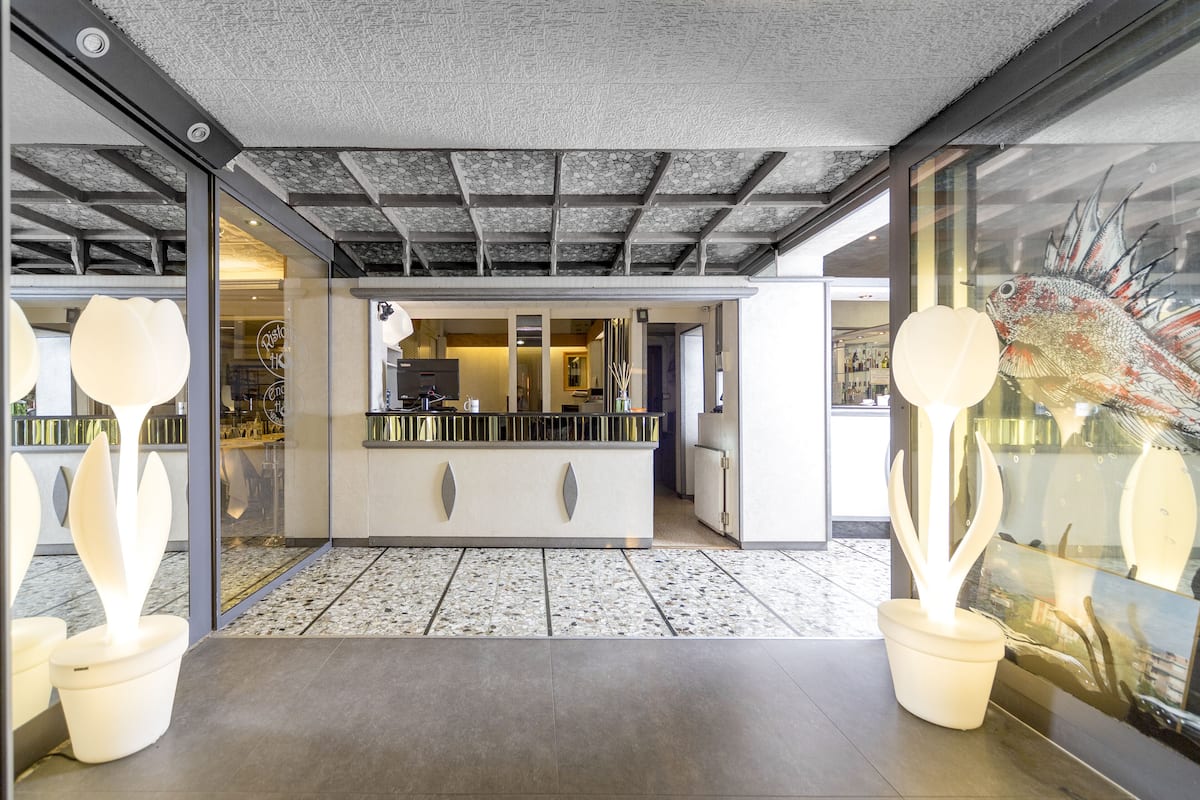 lobby