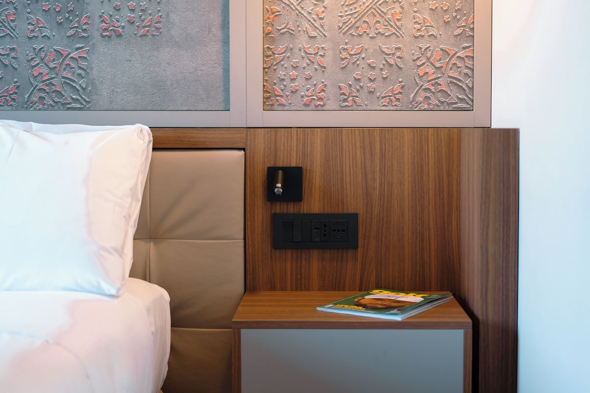 1 bedroom, premium bedding, minibar, in-room safe