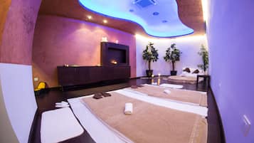 Behandlungsräume für Paare, Sauna, Whirlpool, Dampfbad