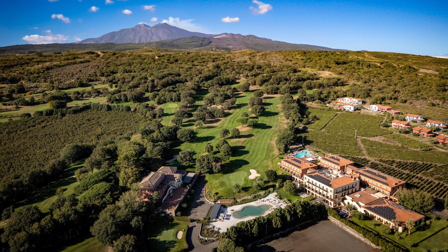 Picciolo Etna Golf Resort & Spa, Curio Collection by Hilton