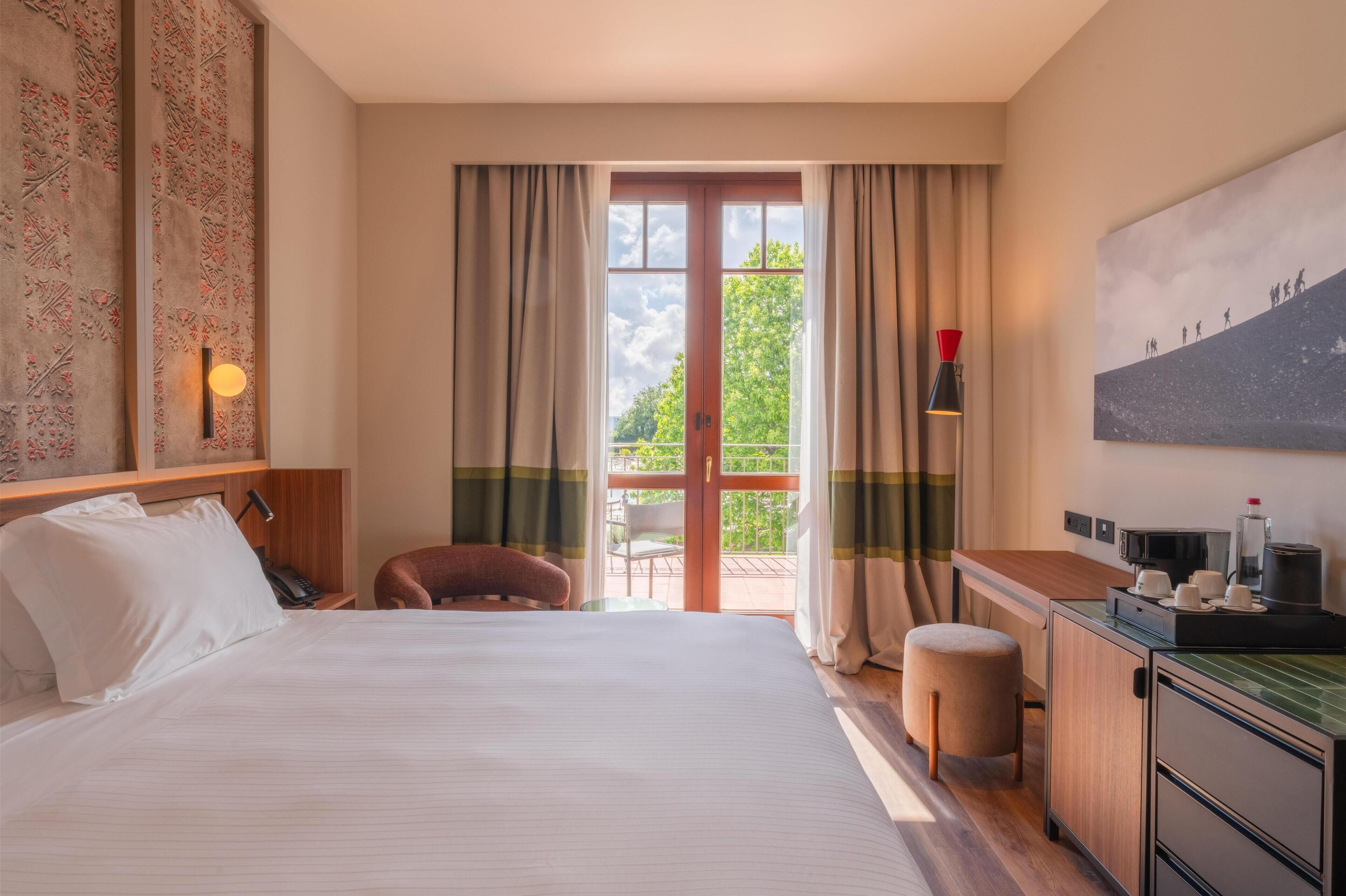 Deluxe-rum - 2 enkelsängar - balkong | Sängtillbehör av högsta kvalitet och minibar