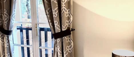 In-room safe, individually decorated, individually furnished, desk