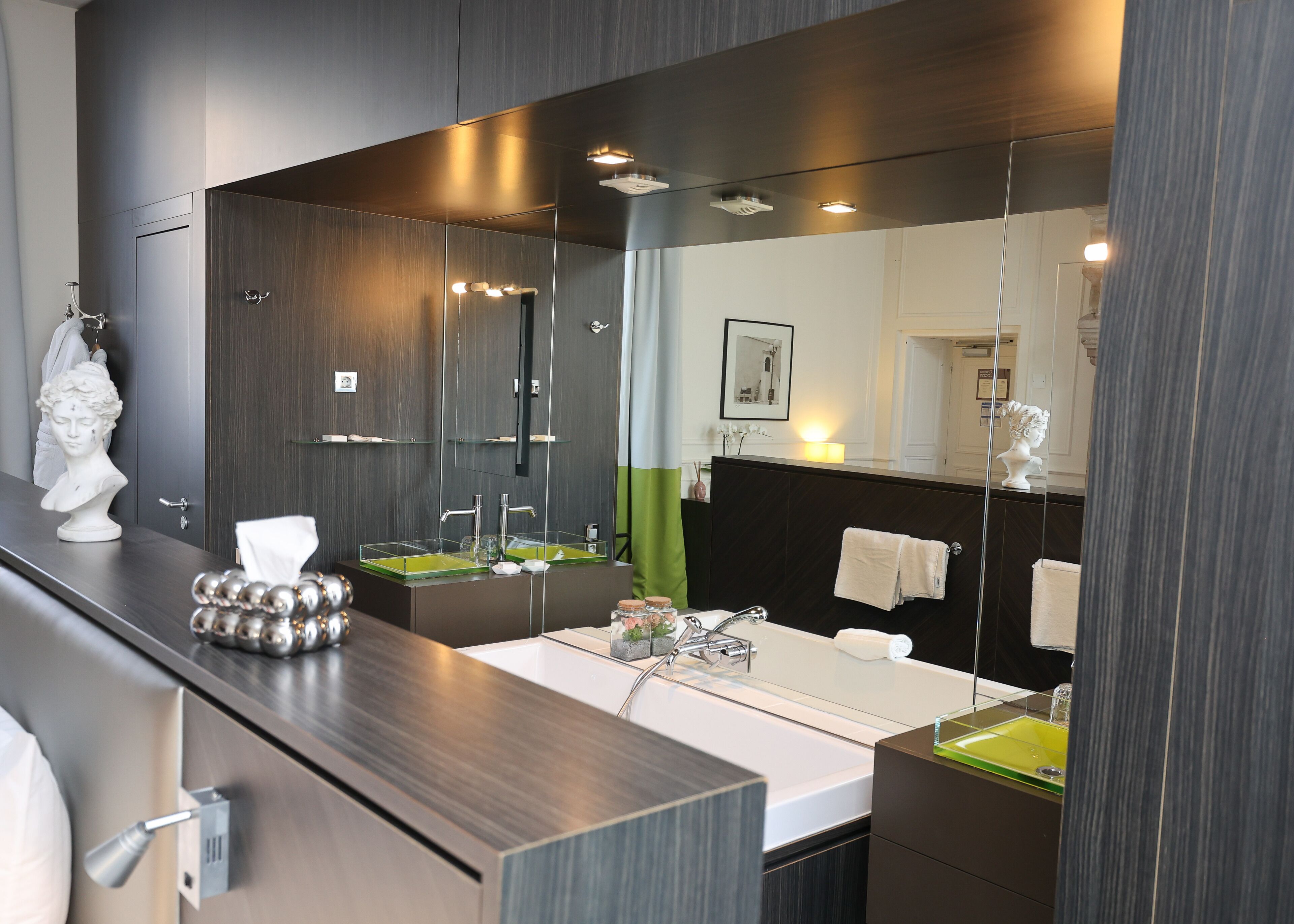 deluxe double room (plus) | bathroom | free toiletries, hair dryer, towels