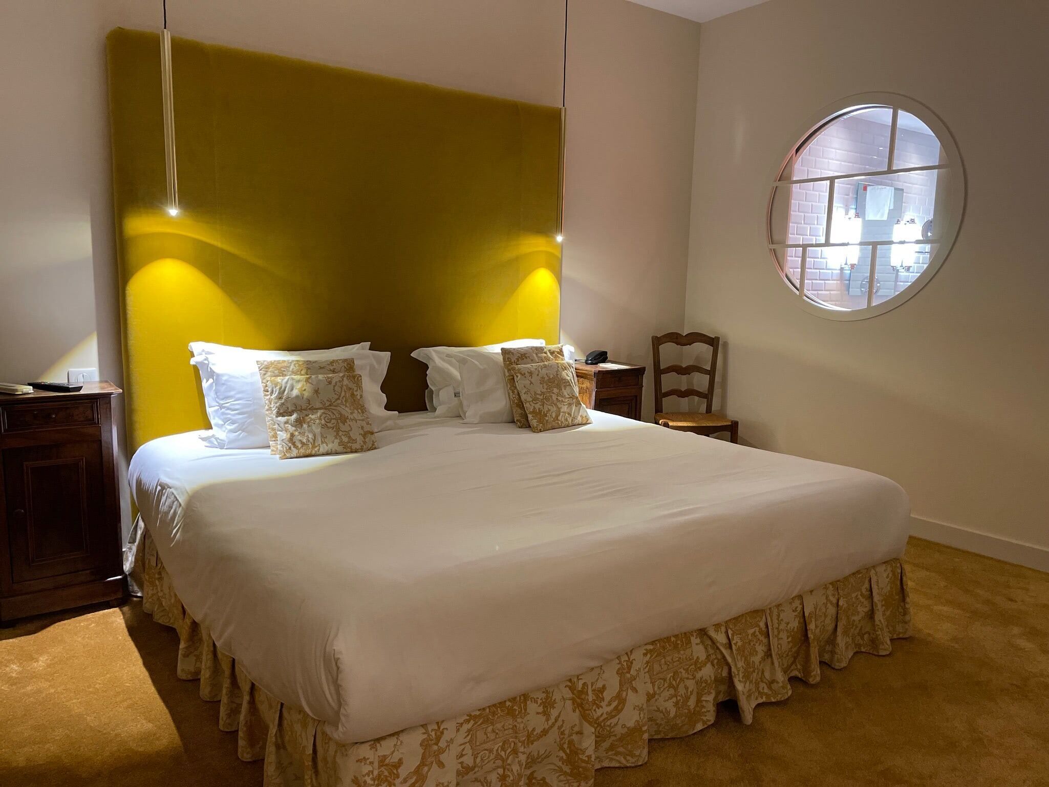 Exclusive-Zimmer, Terrasse | Hochwertige Bettwaren, kostenlose Minibar, Zimmersafe, Schreibtisch