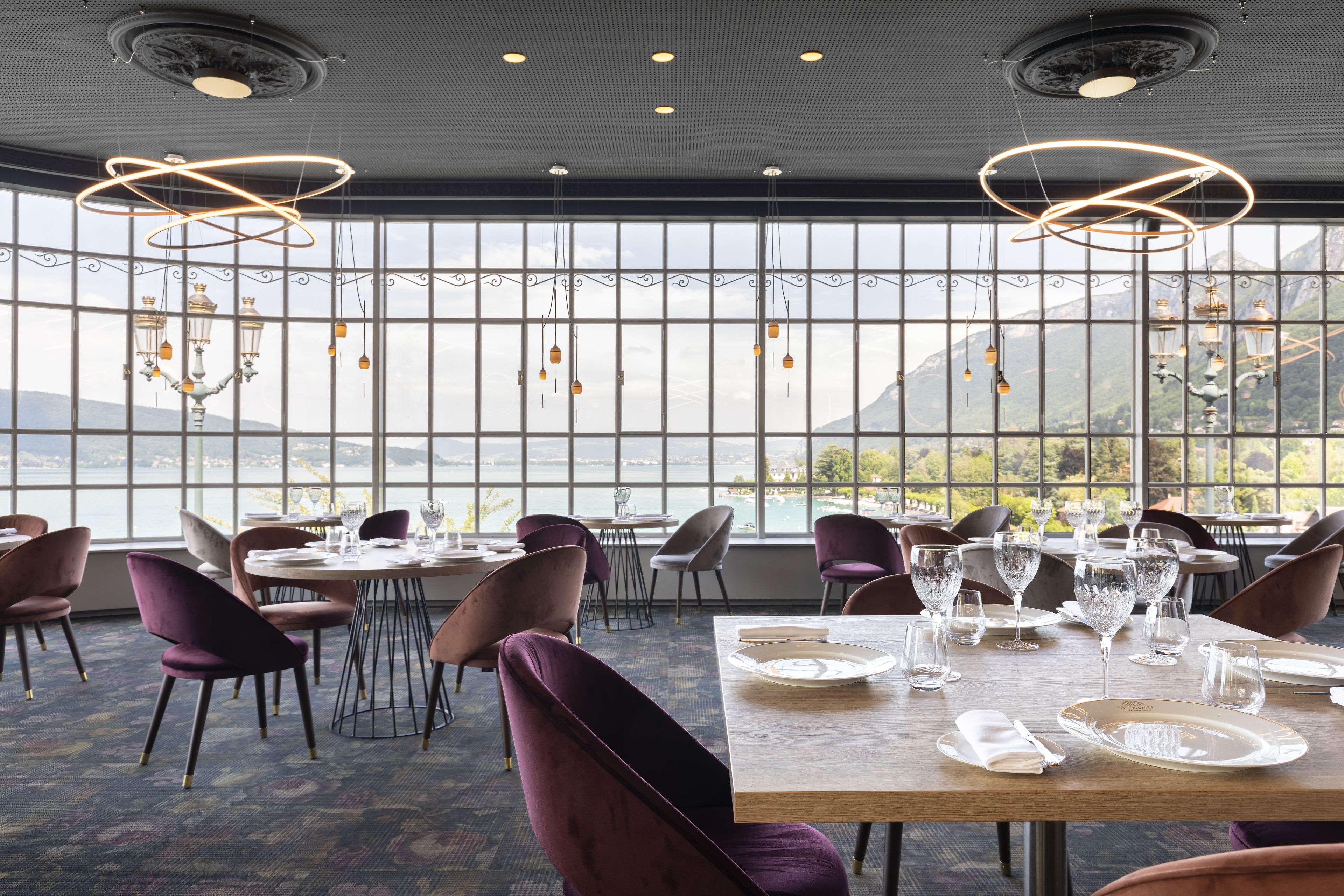 2 restaurants, breakfast, lunch, dinner served; local cuisine