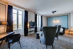 Televisión de pantalla plana