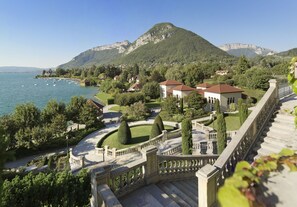 Terrace/patio - Palace de Menthon (Menthon-Saint-Bernard)