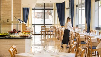 Breakfast served, Mediterranean cuisine, pool views