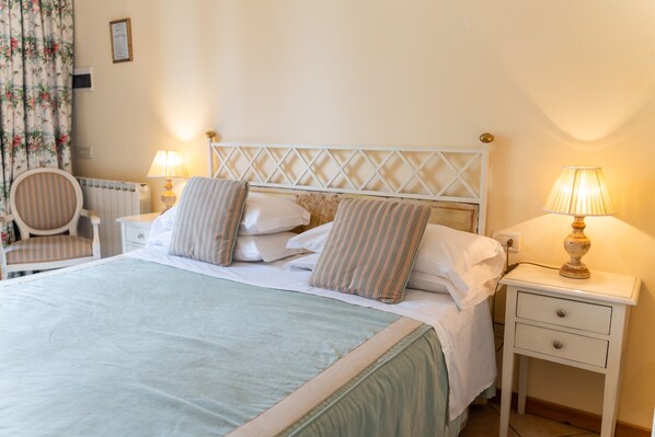 Classic Room, 1 Double Bed, Hill View | Frette Italian sheets, in-room safe, soundproofing, free WiFi